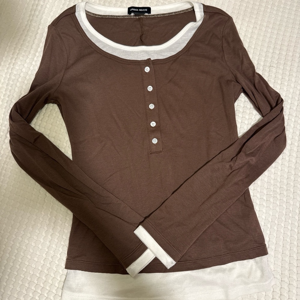 Urban Revivo Brown Long-Sleeve Henley with White Trim